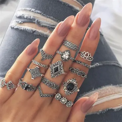 Bohemian Retro Flower (15 Rings)