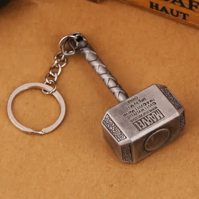 Hammer Keychain Mjolnir 1:1 Dark World Ragnarok Key ring Key Chain Ring Viking Odin Norse Mythology Weapon Wholesale