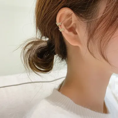 Fashion Gold Leaf Clip Earring For Women Without Piercing Puck Rock Vintage Crystal Ear Cuff Girls Jewerly Gifts