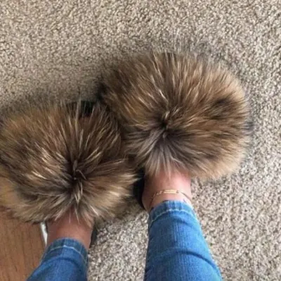 2020 Women Furry Slippers Ladies Shoes Cute Plush Fox Hair Fluffy Sandals Women,s Fur Slippers Winter Warm Slippers Women Hot