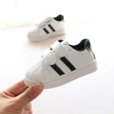 New Toddler Babys Soft Casual Shoes Kids Boy Girls Walking Shoes Non-Slip Unisex Baby Shoes Newborn Black Red Gold Color