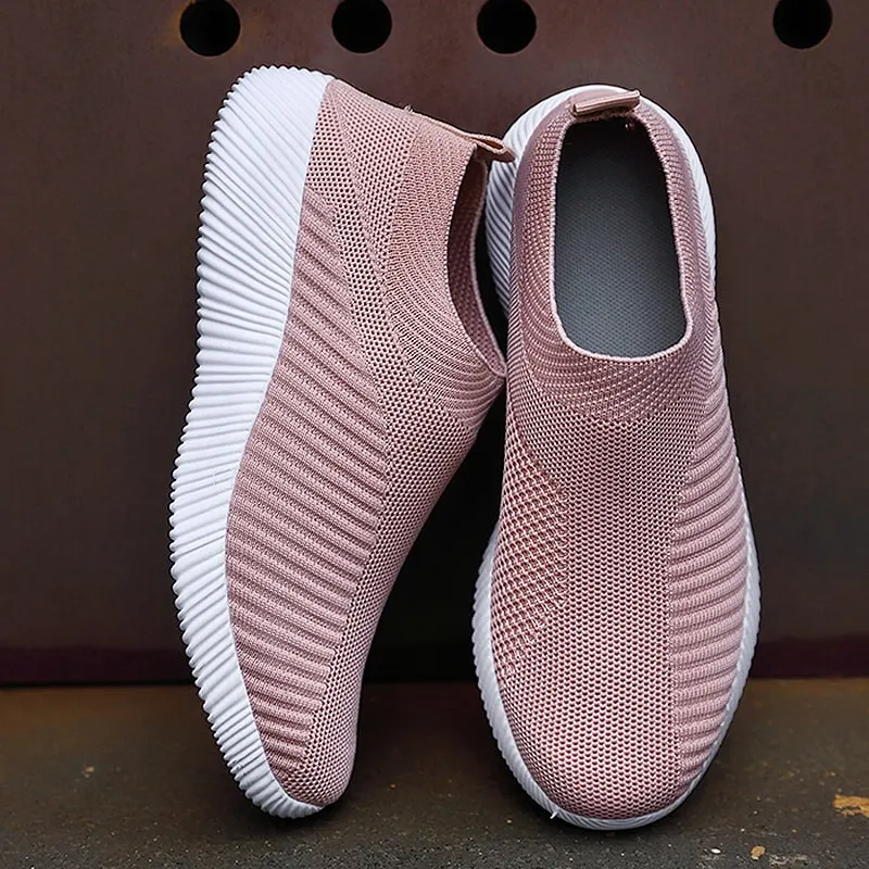 Women Vulcanized SShoes High Quality Women Sneakers Slip On Flats Shoes Women Loafers Plus Size 42 Walking Flat