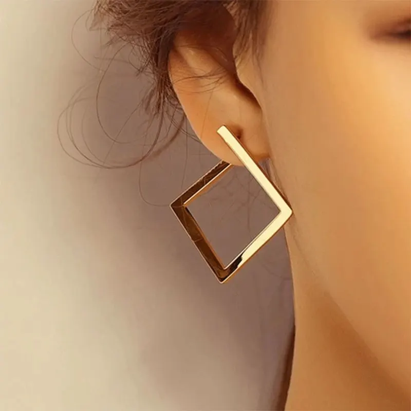 925 Sterling Silver Simple Fashion Pavé Crystal Lightning Stud Earrings Women Exquisite Student Girlfriend Jewelry Accessories